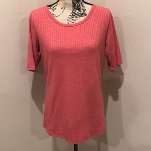 **LAST CHANCE** LuLaRoe Gigi Top